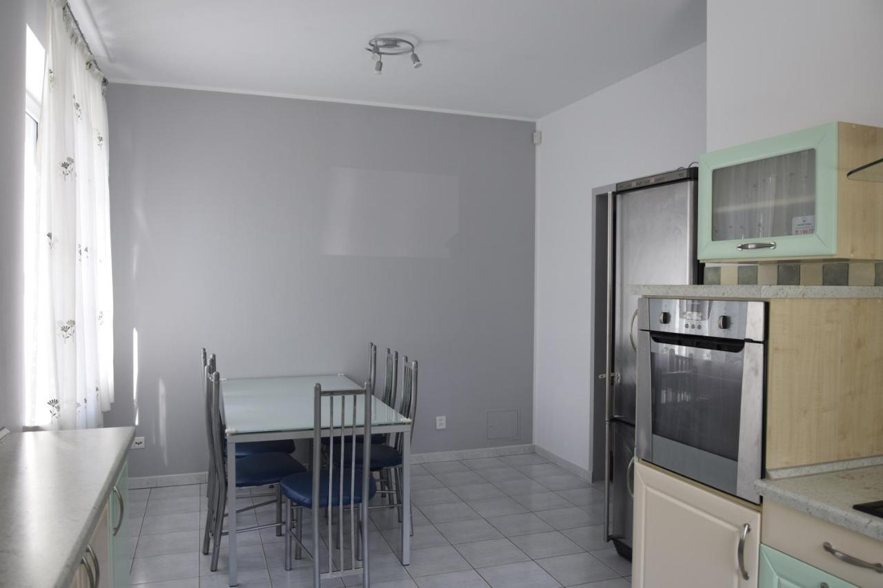 ורשה Villa Victoria מראה חיצוני תמונה