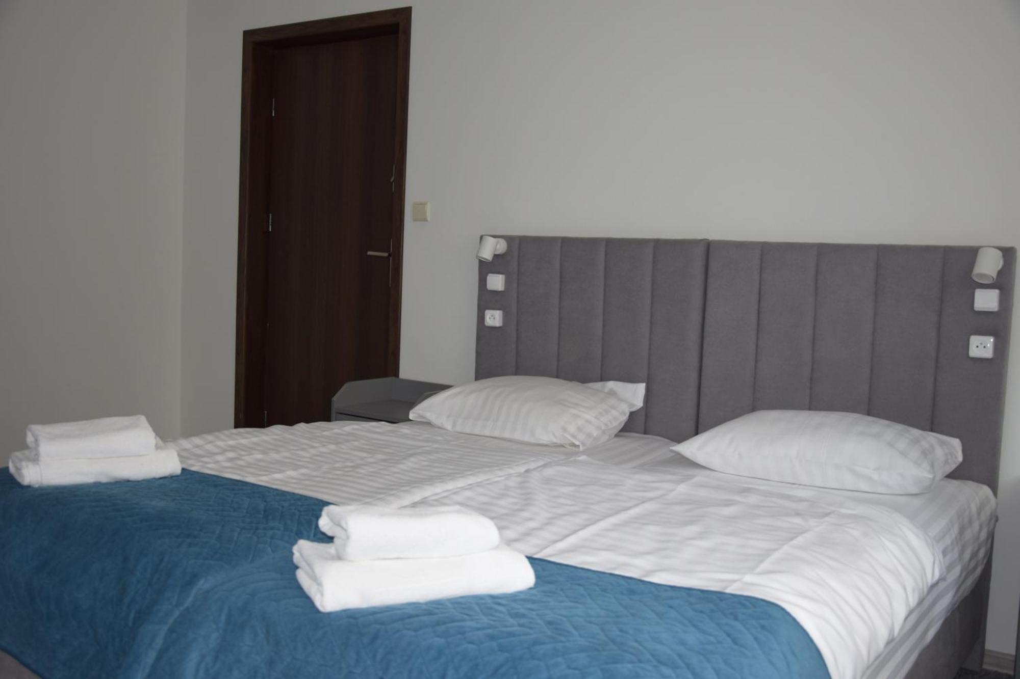 ורשה Villa Victoria מראה חיצוני תמונה